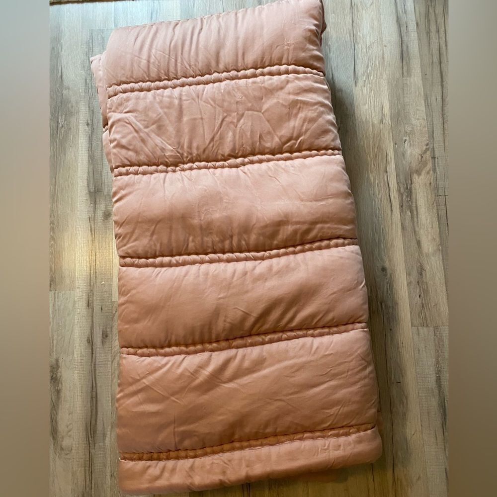 West Elm Blush Comforter and Sham set - Picture 6 of 11